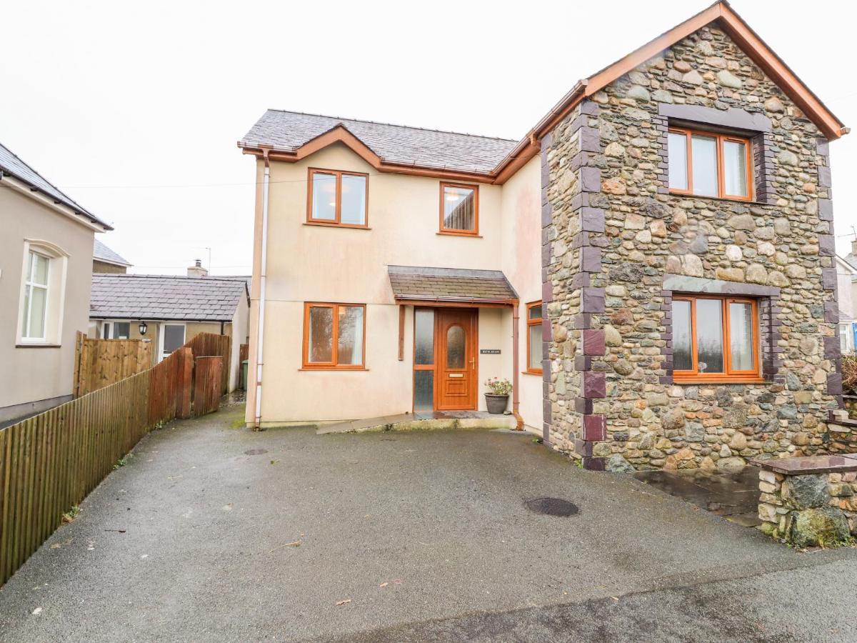Villa Bryn Seion à Llanddeiniolen Extérieur photo